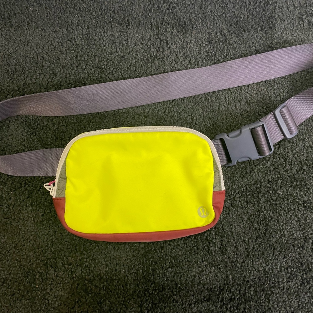 Lululemon BeltBag